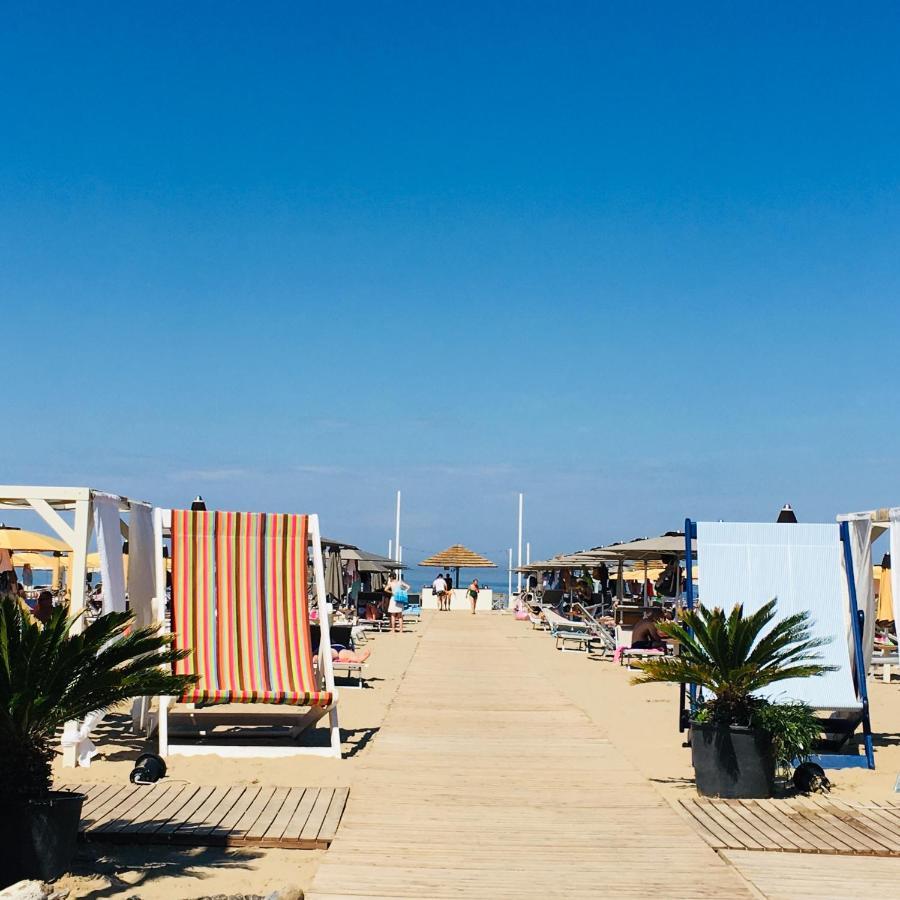 Hotel Saint Louis Rimini Buitenkant foto